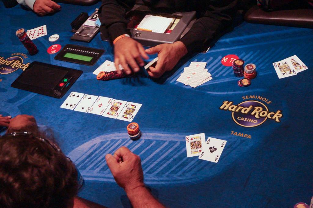 2016-winter-poker-open-00687